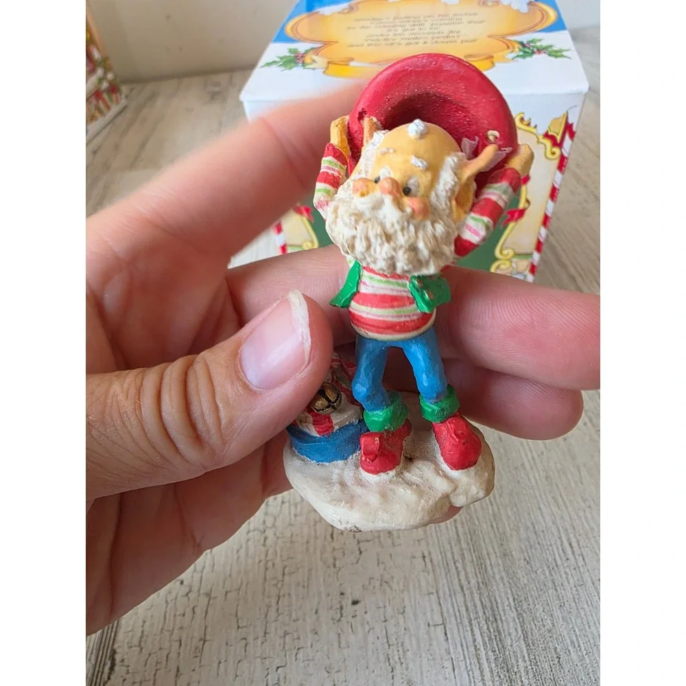 Vintage enesco sandi ziminicki smidgy firefighter Santa elf North Pole village